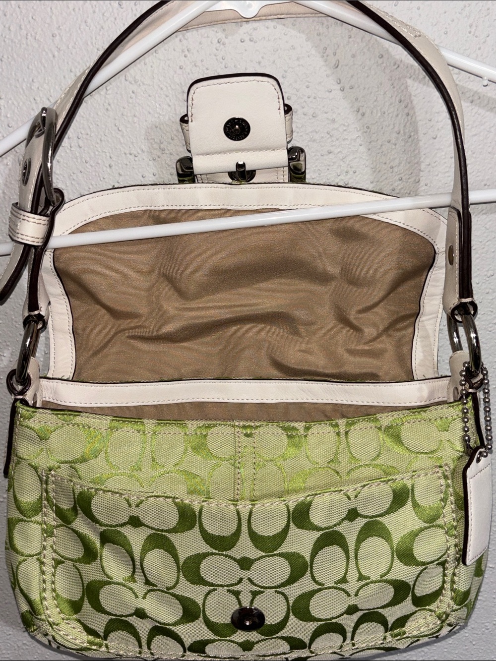 vintage Y2K-era Coach Soho Signature Flap Bag (specifically style F15668) - Picture 8 of 16